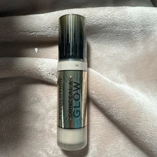 REVOLUTION Conceal & Glow Foundation F 6 M83