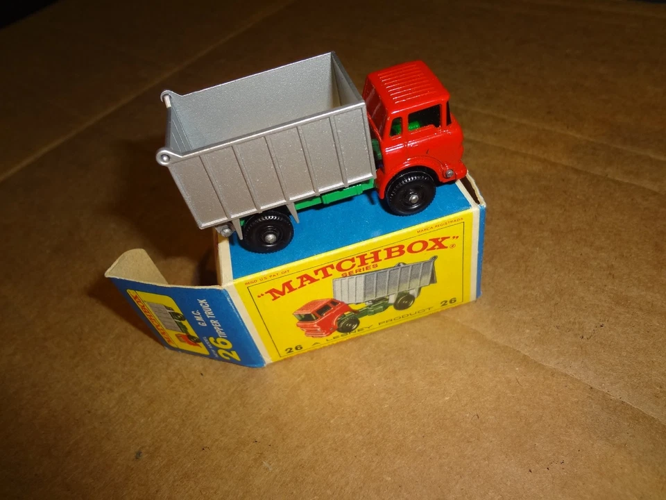 Matchbox 26 GMC Tipper Truck Original Lesney 26C NEW in ORIGINAL BOX - Image 2 of 2