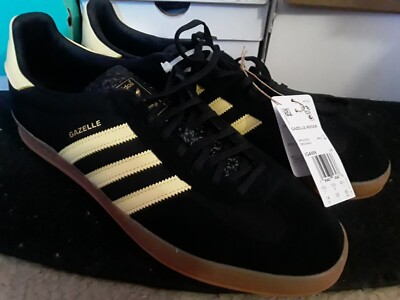 Adidas Originals Gazelle Suede Indoor Burgundy Maroon Cloud White Black 1  IG4990 | eBay Australia