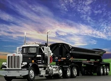 1/64 DCP BLACK PETERBILT 359 TRI AXLE W/ SMITHCO TRI AXLE SIDE DUMP TRAILER