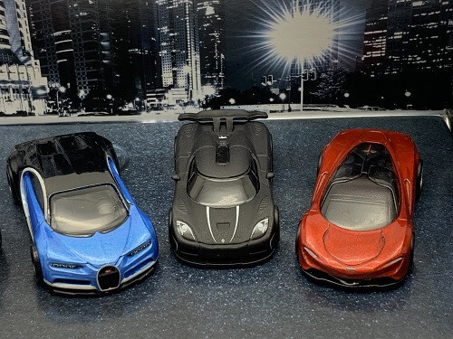 Hot Wheels Premium Set Real Riders Bugatti, Koenigsegg, McLaren, Carry On NEU - Picture 8 of 9