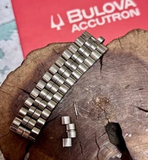 Kreisler 1960s Bulova Accutron steel watch bracelet 1 spare band link and pin