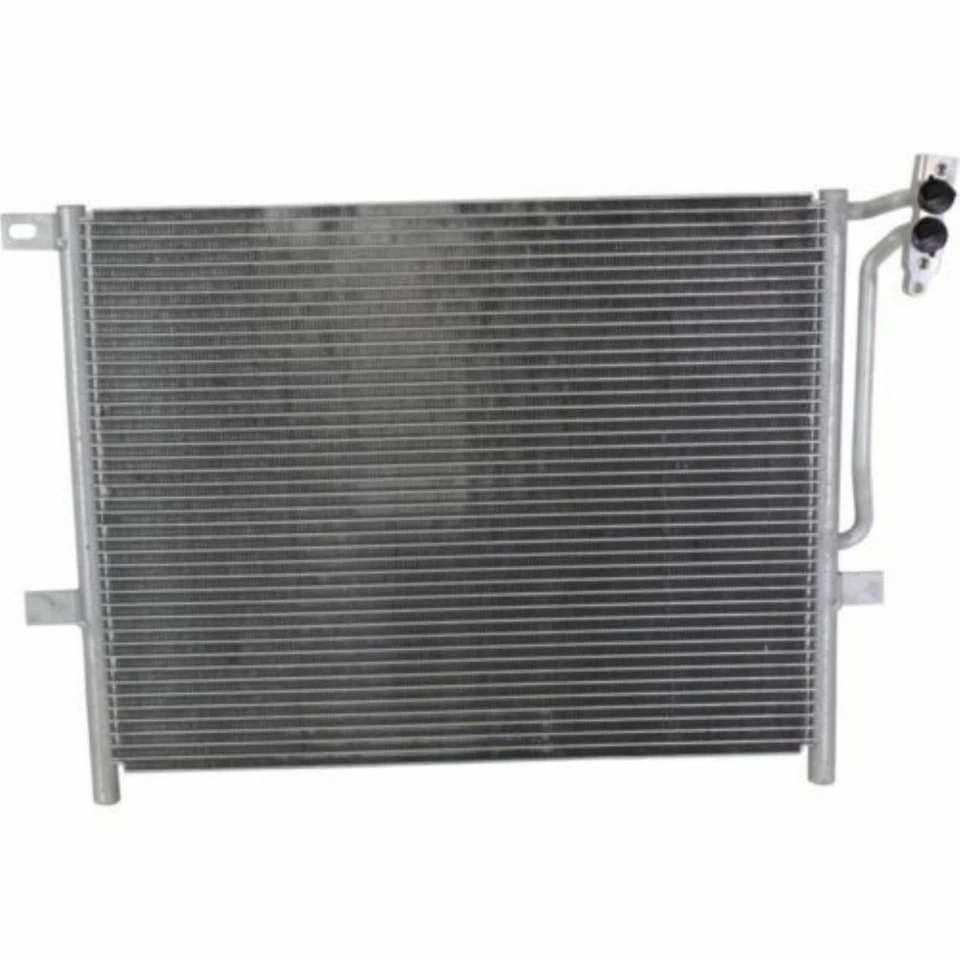 Condensador de aire acondicionado para BMW M3 2001 02 03 04 05 2006 material de núcleo de aluminio BM3030105 Foto 2 de 4
