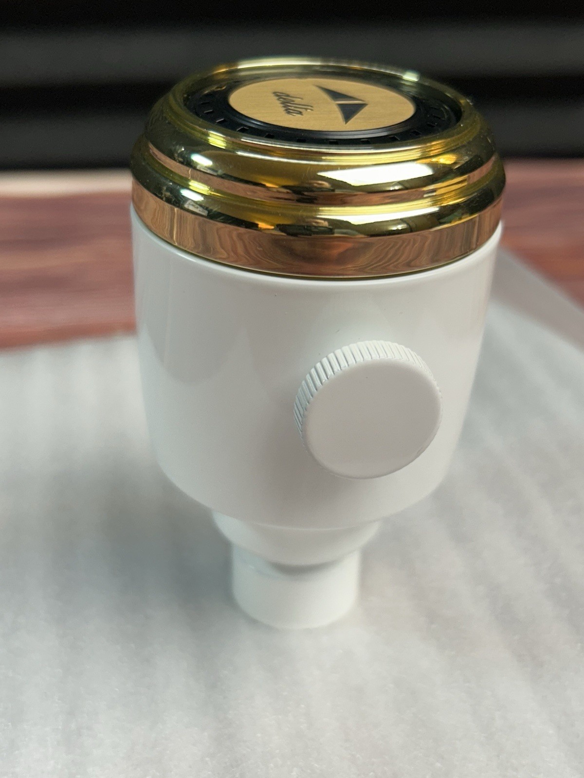 White Polished Gold Nos Look Usa