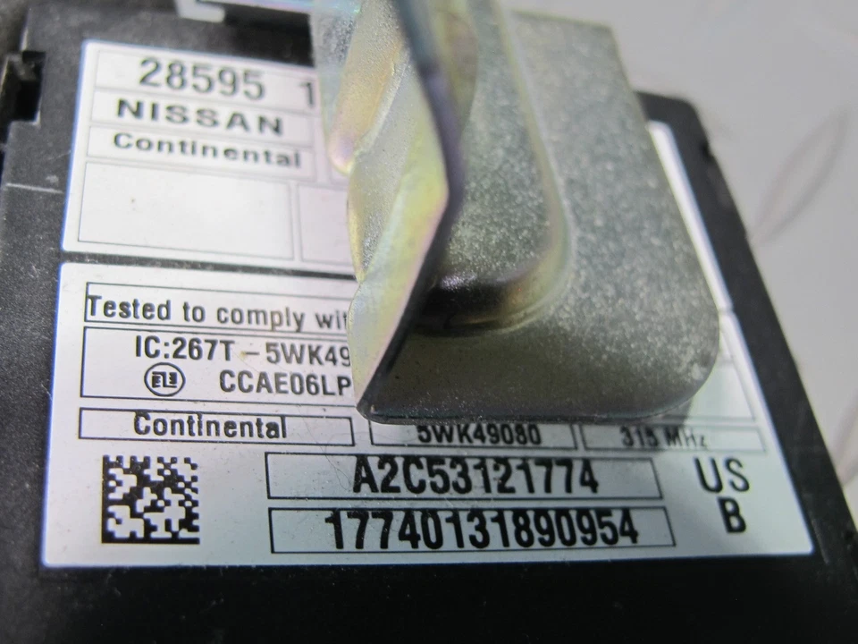 09-20 MÓDULO DE CONTROL DE ENTRADA SIN LLAVE ANTIRROBO NISSAN Z34 370Z 28595-1EA0A OEM Foto 3 de 4