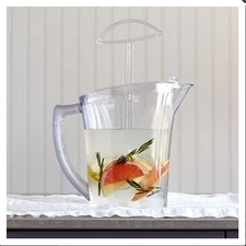 pampered chef:QUICK-STIR PITCHER-freeship