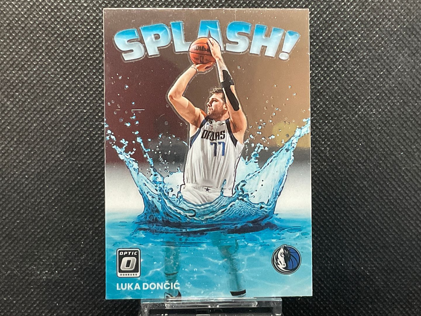 2022-23 Donruss Optic Luka Doncic #11  Splash