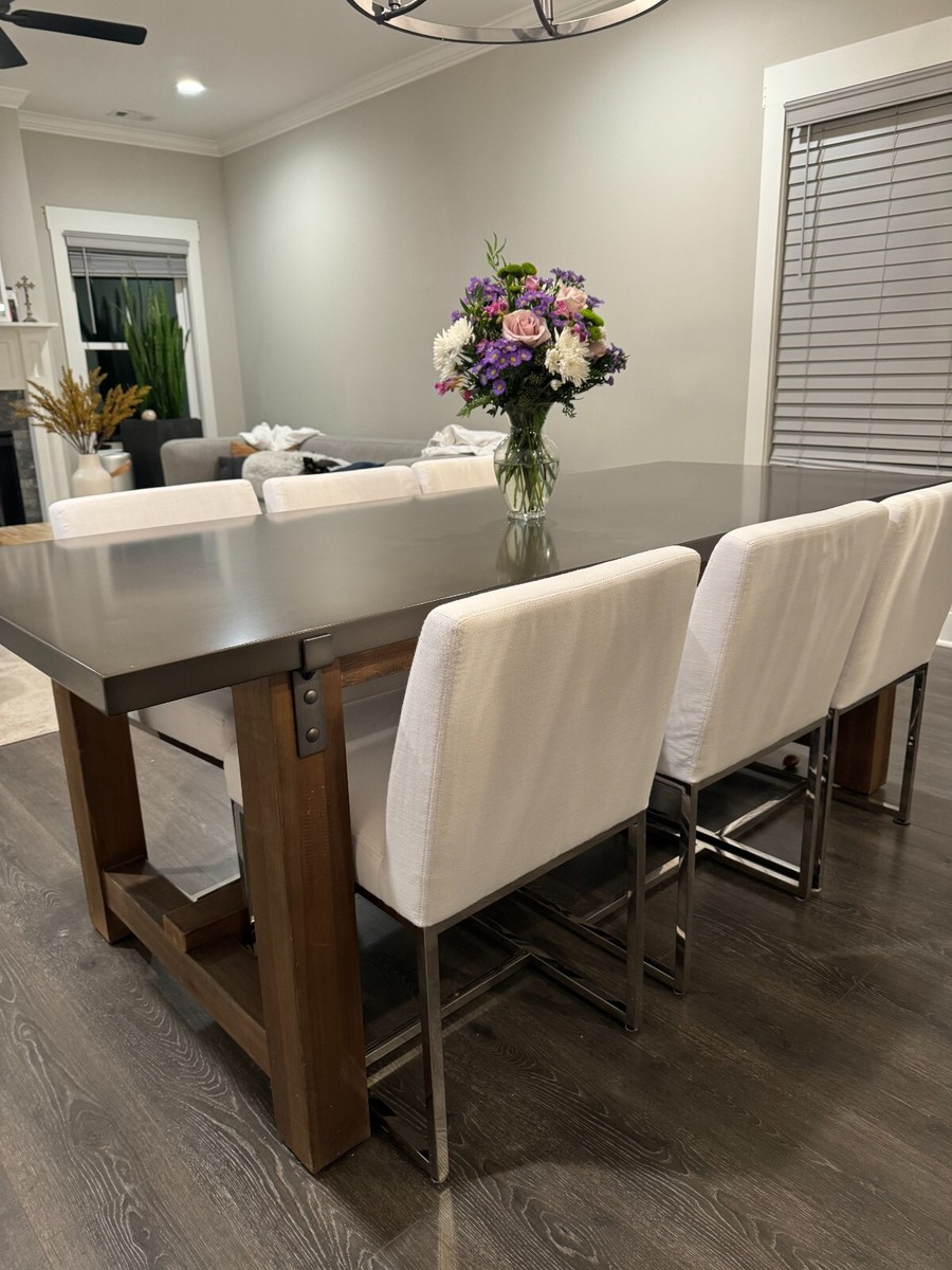 【rh】ダイニングテーブル RH Restoration Hardware Dining Table & Metal & Fabric Chairs
