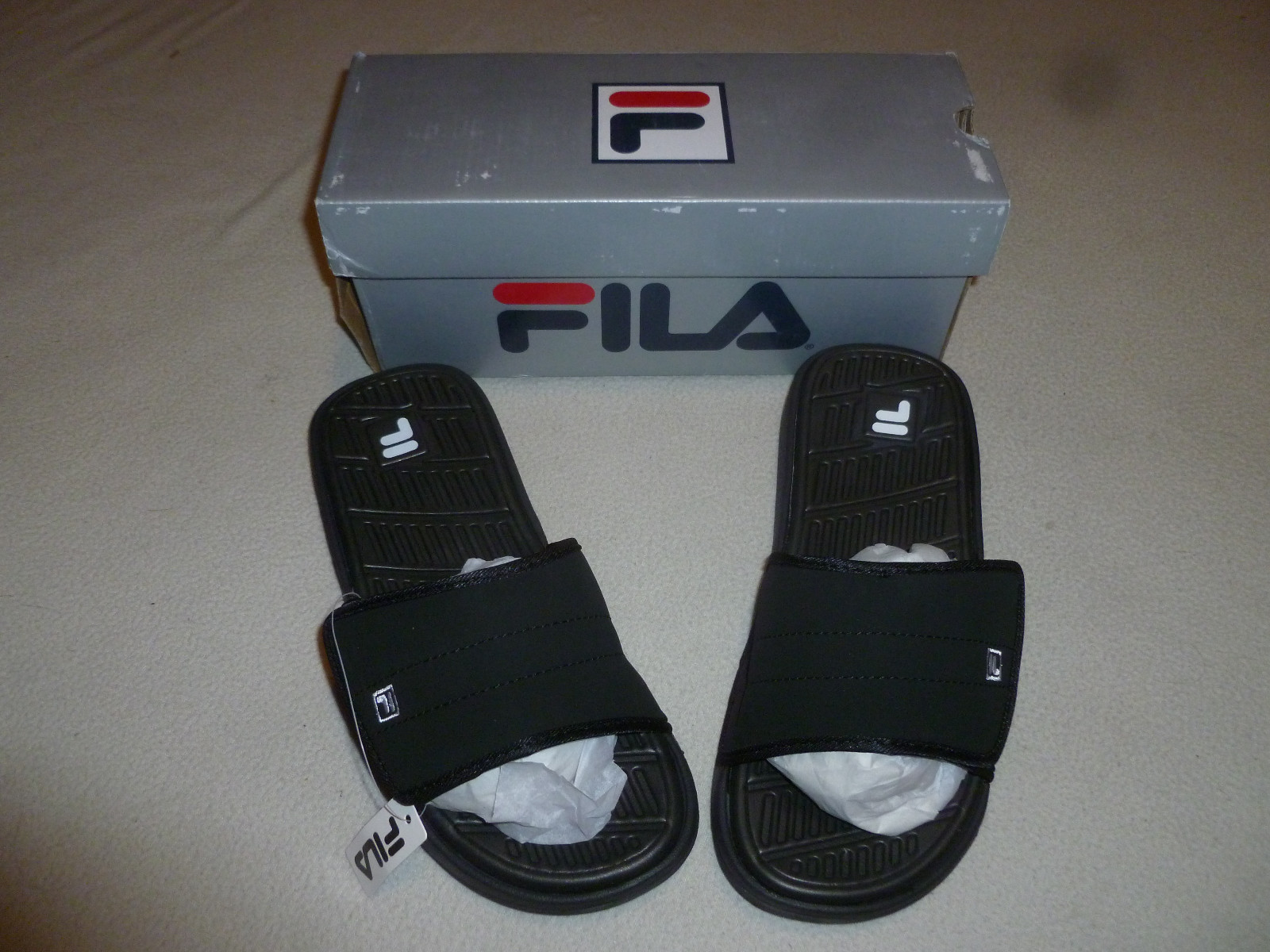 fila black flip flops