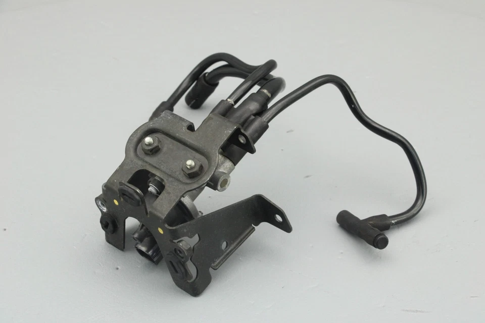 2013 Victory Boardwalk Idle Air Control Assembly & Mount Bracket 1203581 - Image 4 of 4