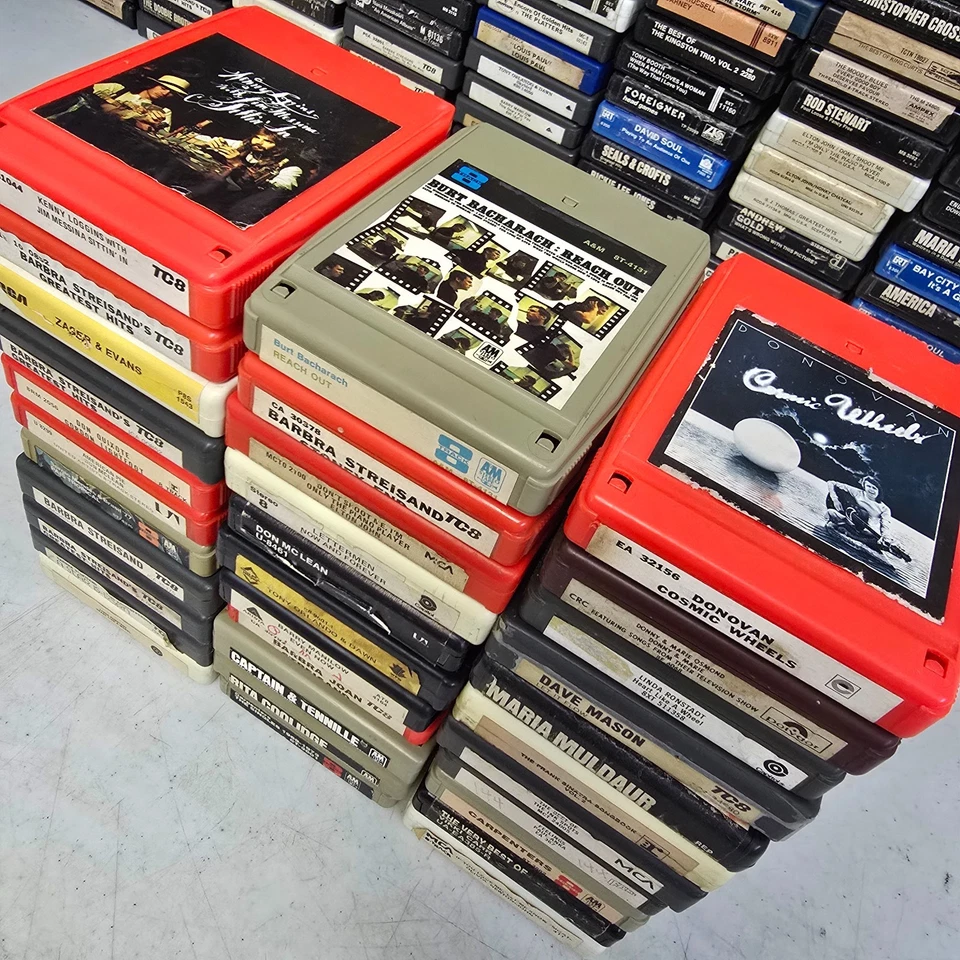 Lot of 33 Pop Rock Soft Rock Nice 8-Tracks - Vintage 8 Track Tape Cartridge #255 - Image 3 of 4