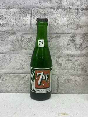 Vintage Sealed 7-Up 7oz ACL Soda Bottle Full Original Contents St Louis Missouri