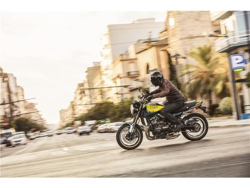 Kawasaki Z900RS SE ZR900NSFNB BK2 2025 *Ohlins and Brembo's* - Picture 12 of 13