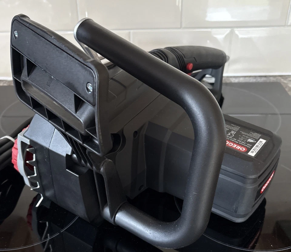 Oregon Electric Chainsaw CS1400 2400 W , Powerful Corded Saw 16” Inch READ DESC - Image 3 of 4