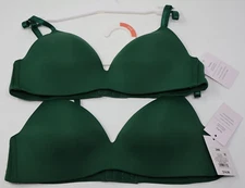 Auden Bliss Lightly Lined Wirefree Bra 34A Adjustable Straps Green NWT