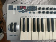E-mu Em7705 Xboard 49 Usb Power/ Battery 49 Keys