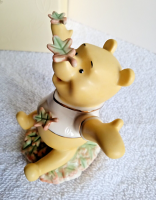Lenox Disney Showcase Winnie The Pooh A Fun Filled Day 779843 for