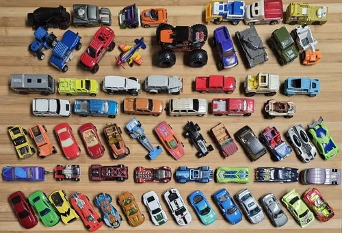 Vintage Hotwheels Matchbox Large Lot Diecast Cars Qty 60+ See Pictures 👀