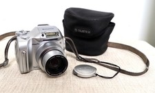 FUJIFILM FINEPIX S800 zoom Compact Digital Camera