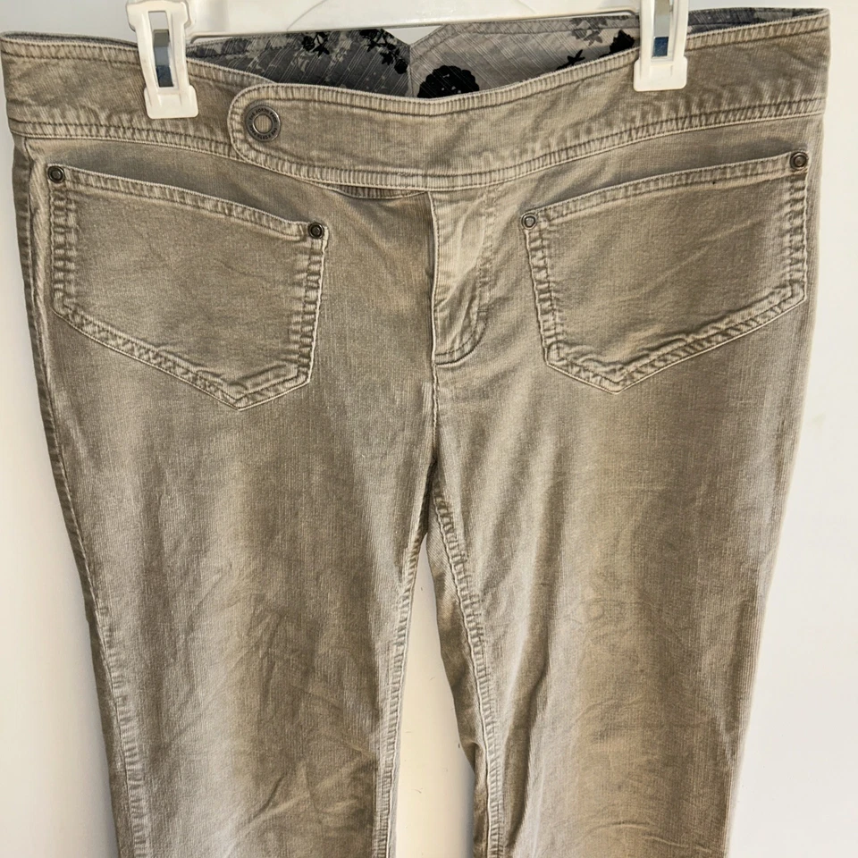 Pantalones Cortos Granola The North Face Para Mujer 10 S Pana Corte Bota Gris Nuevo sin Etiquetas   Foto 3 de 4