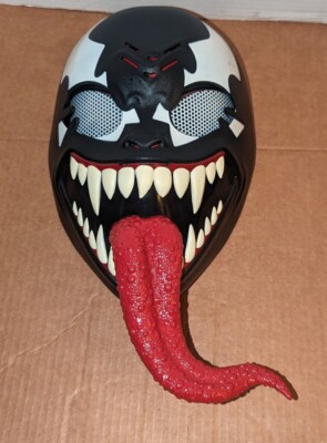2020 Hasbro Marvel Spiderman Maximum Venom Mask w/ Tongue Hard Plastic
