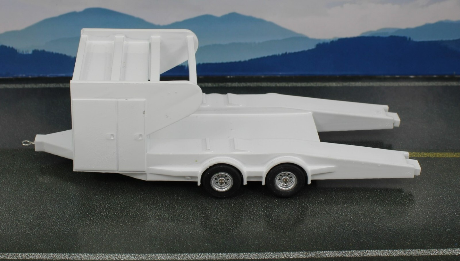 164 WHITE Parker Ramp Over Race Car Trailer for ADC Dirt Late Model