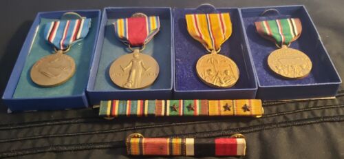 4 WWII US Navy Military Medals in original boxes w/ 2 Military Ribbons