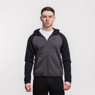 nike tech fleece us