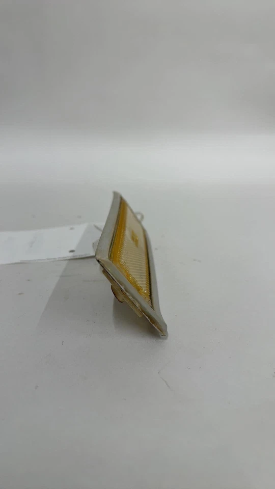 Chevrolet 10 Pickup 1981-87 marcador lateral derecho moldura cromada 5972406 Foto 2 de 4