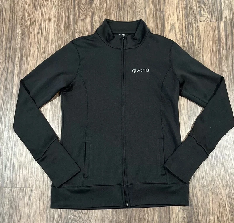 alo-yoga pullover zip up logo sweater
