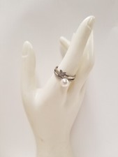 Silver Tone Butterfly  Pearl Size 9 Ring