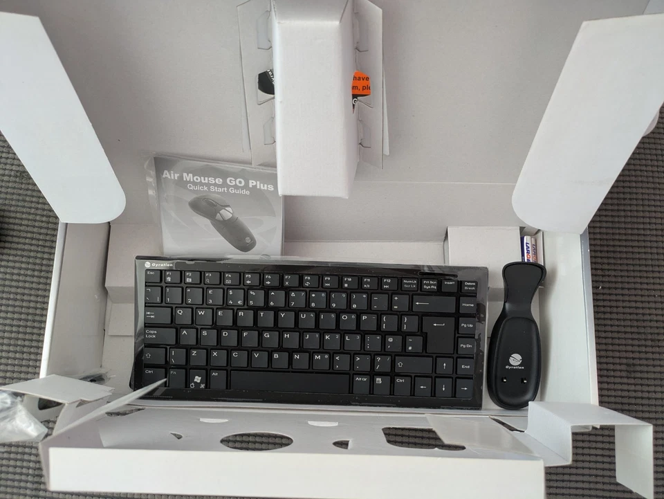 Gyration Air Mouse Go Plus & Compact Keyboard - Image 3 of 4