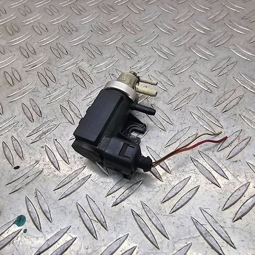 Audi A4 S4 B6 8E 8H 2004 Diesel Druckwandler Magnetventil 1J0906627B RVP24250