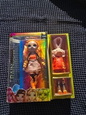 MGA Entertainment 569640E7C - Rainbow High Poppy Rowan Doll