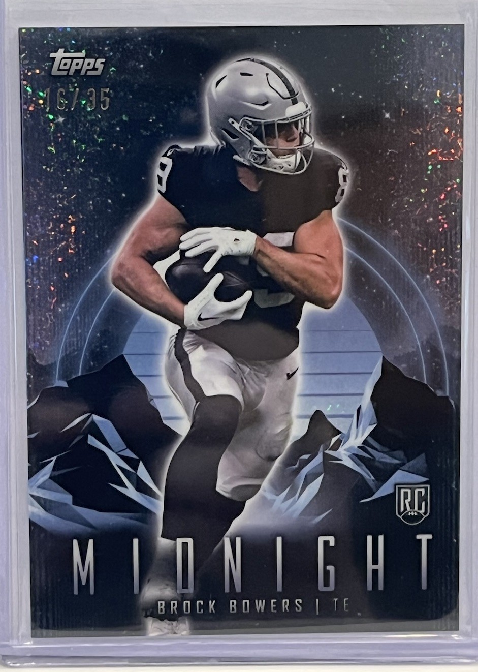 🌖 ❄️ 2024 Topps Midnight Brock Bowers #49 Winter Solstice 16/35 - (RC) 🌖 🔥 