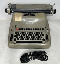 OLIVETTI LEXICON 80E 1955 MARCELLO NIZZOLI'S TYPEWRITER FOR PARTS thumbnail