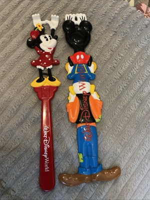 Walt Disney World Mickey-Mouse Goofy Vintage Rückenkratzer X2 wie abgebildet