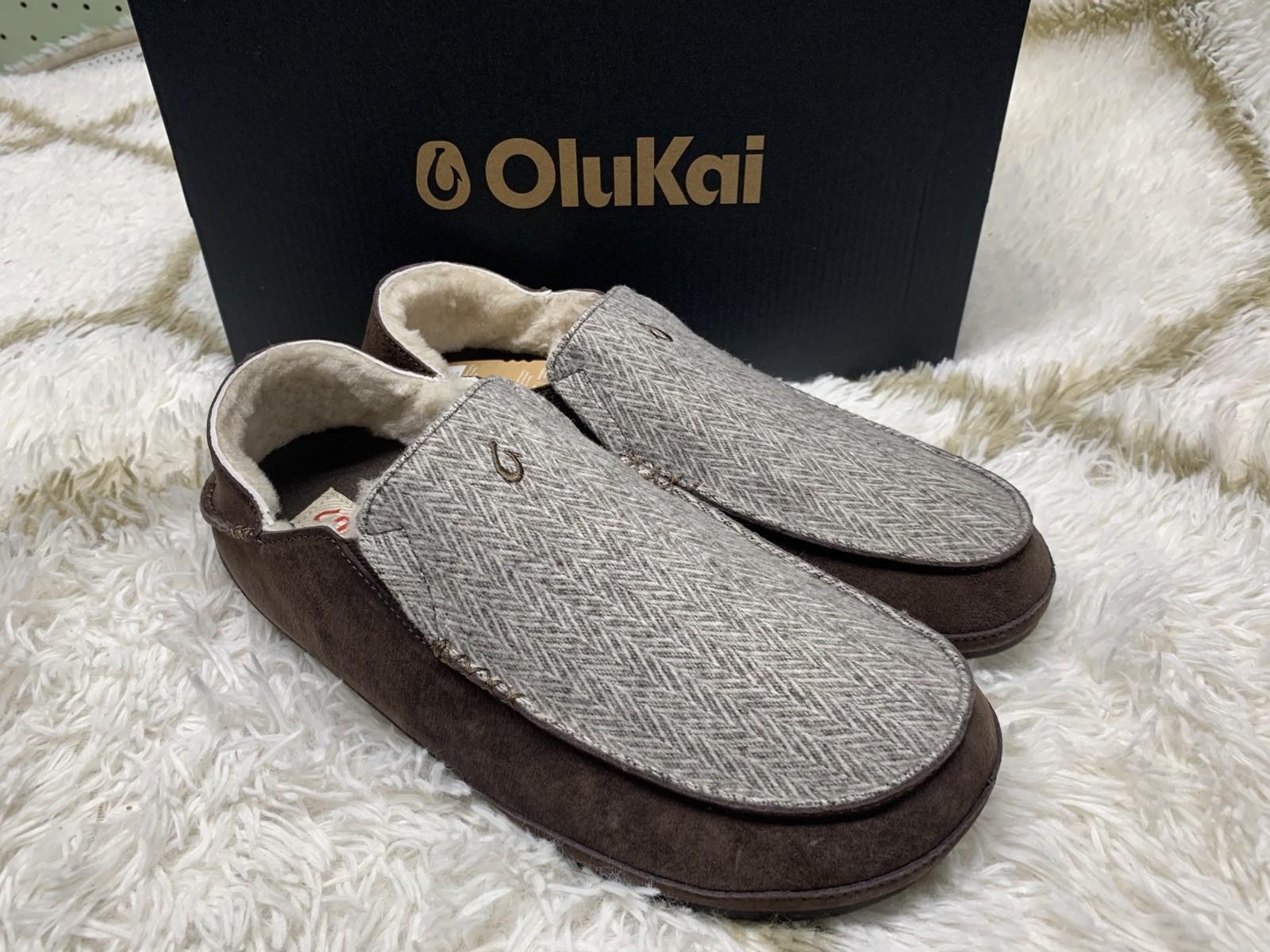 🧡NWT*Olukai Moloa Men's Size 11 Premium Leather Shearling Slippers -Kapa Stripe
