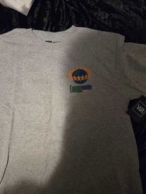 Young & Reckless Community Graphic Gray Men's Short Sleeve Crew Neck T-Shirt M