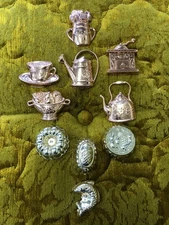 Vintage Lot of 10 Copper Tin Plastic Jello Mold Miniature Refrigerator Magnets