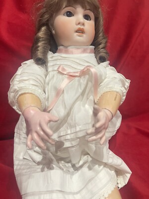 Ancienne Poupée Porcelaine SFBJ PARIS Taille 9 Corps JUMEAU