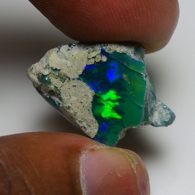 Glatter schwarzer Opal grob 15,00 kt natürlicher äthiopischer Welo Opal roh, ...