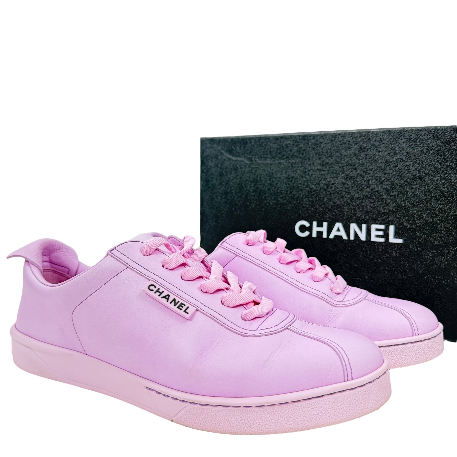 Chanel Weekender Leather Lace Up CC Logo Low Top Sneakers Pink Womens Size 39