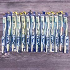 14 LOT 2002 Oral B Advantage Plus Toothbrush Regular 40 MEDIUM Control Grip NOS