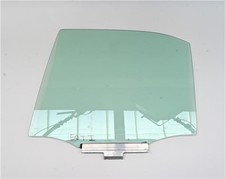 TÜRSCHEIBE LINKS HINTEN Mercedes-Benz C (W202) A2027300318 TÜRSCHEIBE LINKS HINTEN Mercedes-Benz C (W202) A2027300318