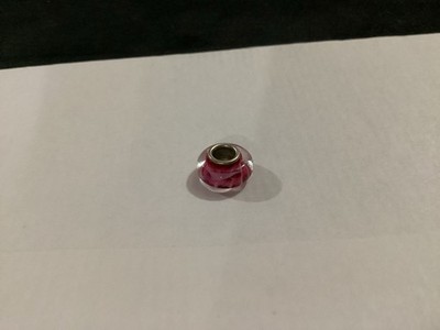 Chamilia 925 Sterling Silver center  Murano Glass Bead  pink 