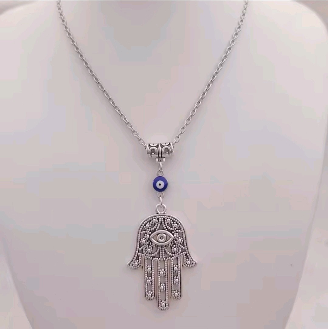 Women's Fashion Silver Evil Eye Lady Hamsa Hand Of Fatima Vintage Necklace 