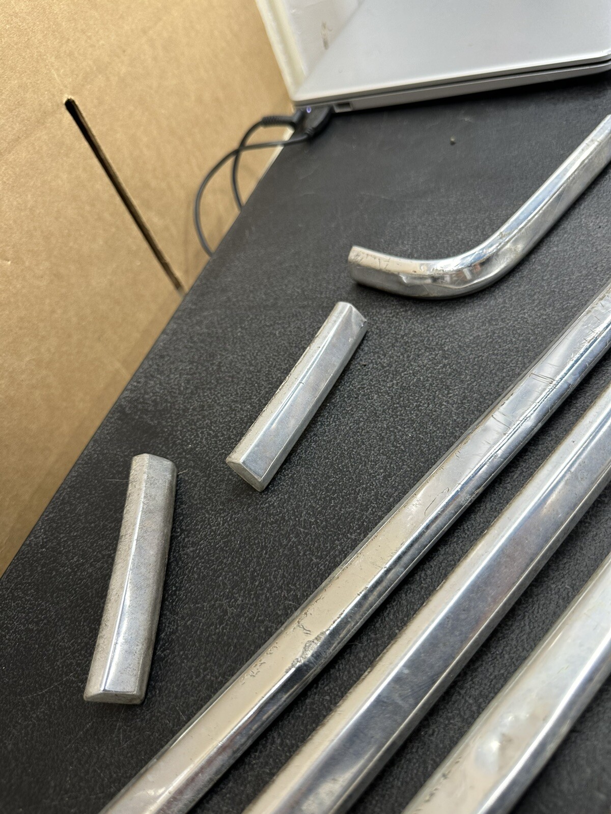 81 82 83 84 85 1981 1990 Dodge Truck Longbed Beltline Molding Trim Partial Kit