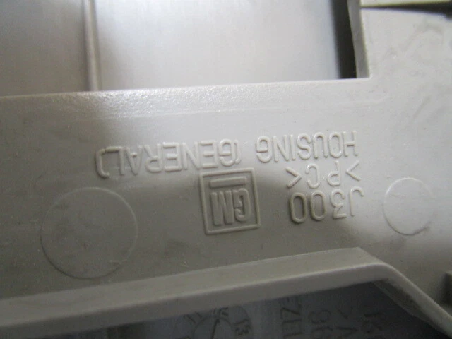 96946851 PLAFONIERA LUCE INTERNA ABITACOLO CHEVROLET CRUZE 2.0 D 110KW 5M 5P (20 - Image 2 of 3