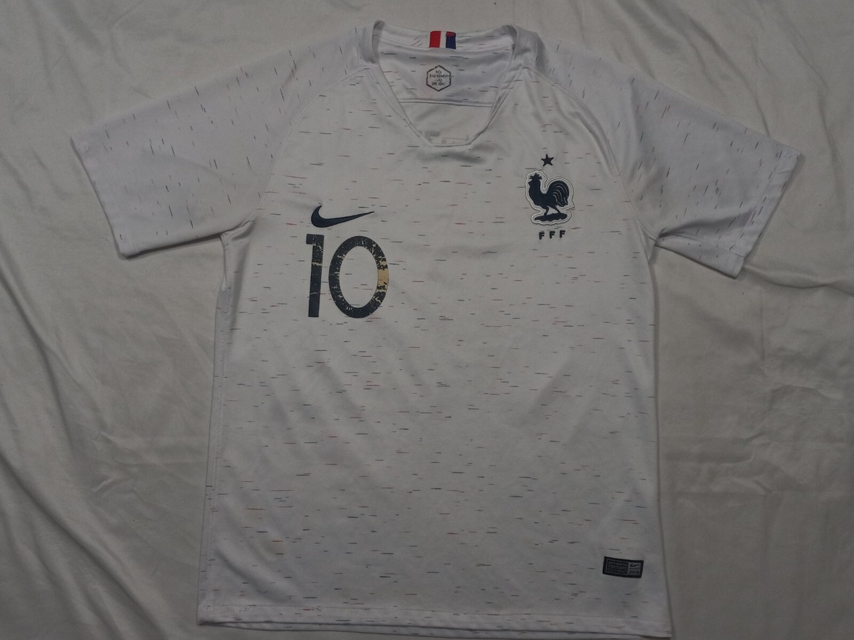 france away kit 2018